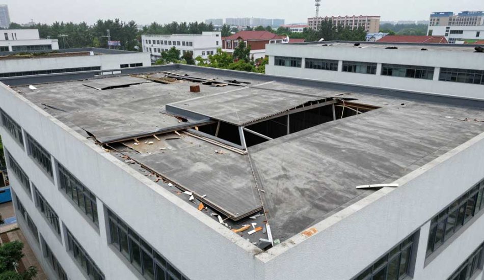 Critical Roof Repair Risks Businesses Face 2026